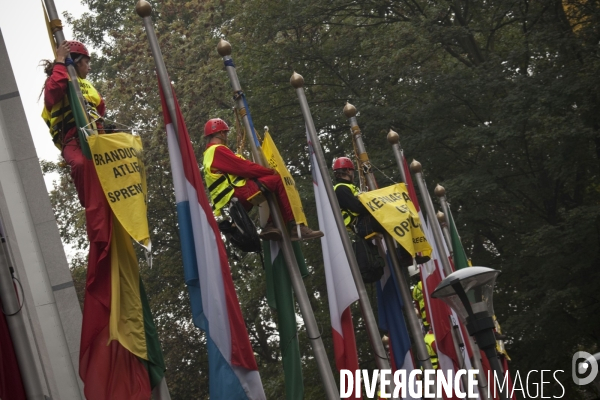 Greenpeace manifeste a Bruxelles