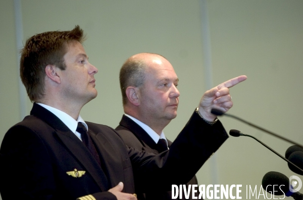 Conférence de presse du syndicat SNPL des pilotes de ligne d Air France.