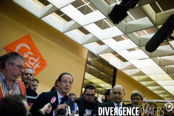Déplacement de François Hollande à la raffinerie Petroplus.