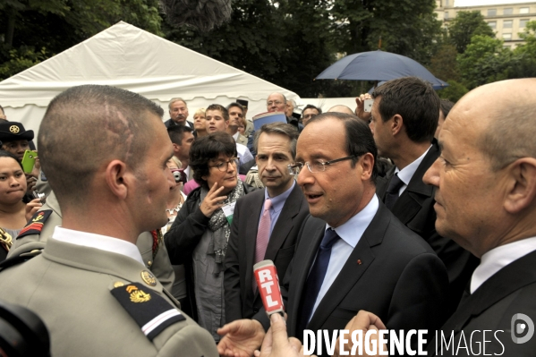 Francois hollande. reception des militaires presents au defile du 14 juillet