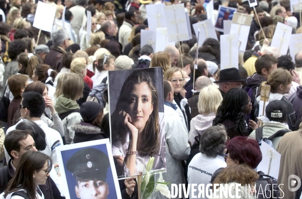Marche blanche pour Ingrid Betancourt.