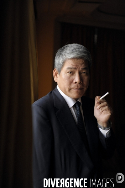Hiroshi kimura president de japan tobacco
