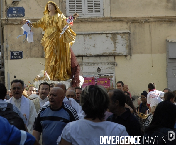 Procession de La Vierge Marie