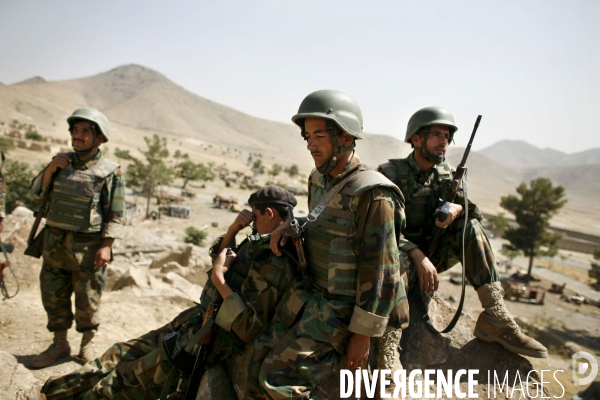 Formation de l armee nationale afghane (ana) par les forces francaises.