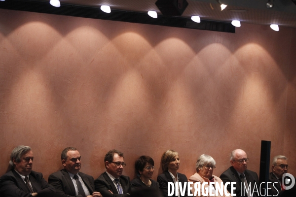 Conference de presse de francois bayrou sur son programme electoral.
