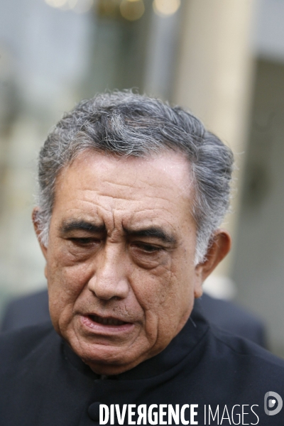 Nicolas sarkozy recoit le president de la polynesie francaise, oscar temaru.