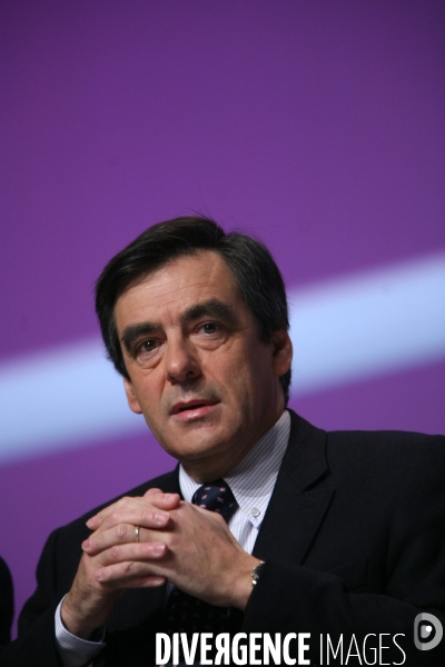 Francois fillon, premier ministre.