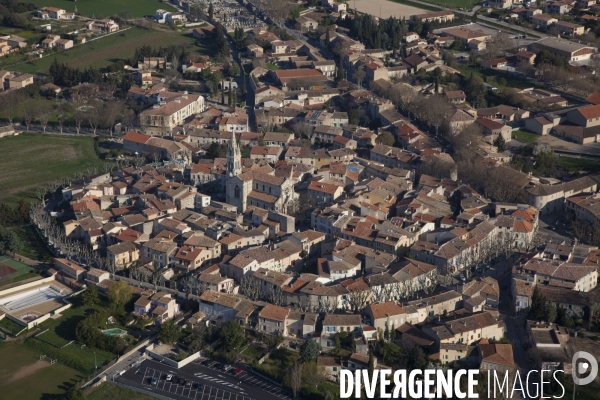 Vue aérienne du pays d Aix