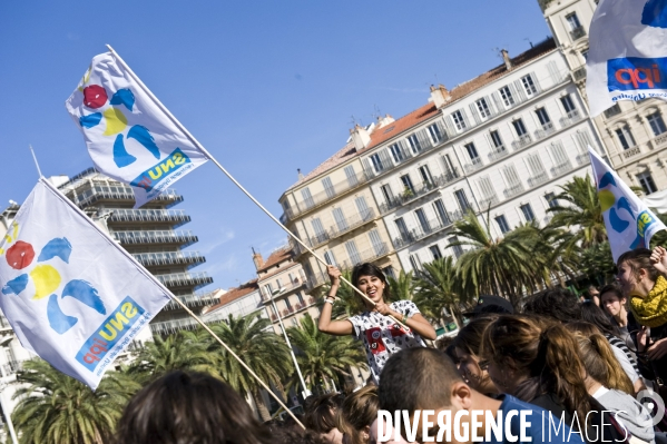 Mobilisation des jeunes contre la reforme des retraites   Toulon le 12 octobre 2010