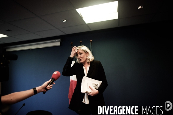 MARINE LE PEN : 6 mois du gouvernement Hollande