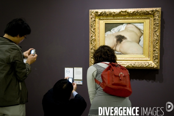 Visite au Musée d Orsay. Photographier les oeuvres est desormais interdit. Gustave Courbet, L Origine du monde