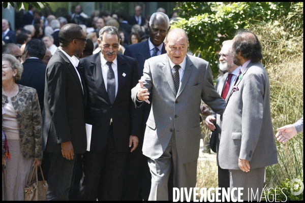 Jacques chirac lance sa fondation au musee du quai branly.