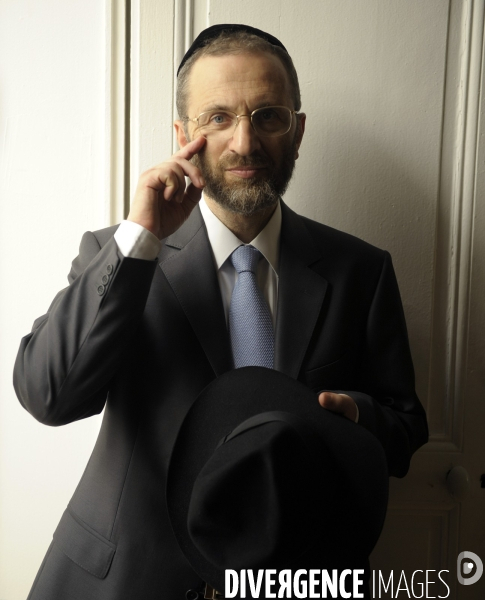 ARCHIVES-Gilles BERNHEIM, Grand Rabbin de France accusé de plagiat