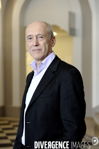 Professeur Yves Martinet