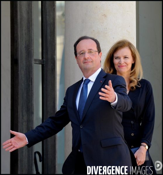 François Hollande et Valérie Trierweiler reçoivent des chefs d états africains