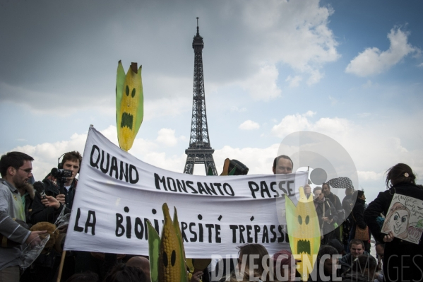 Manifestation à Paris contre Monsanto et les OGM le 25 mai 2013