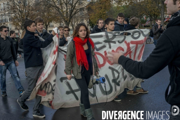 Manifestation lycéenne de nouveau sur le pavé parisien.