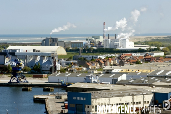 Ports illustration.Calais..La zone industrielle des dunes à l est de la ville