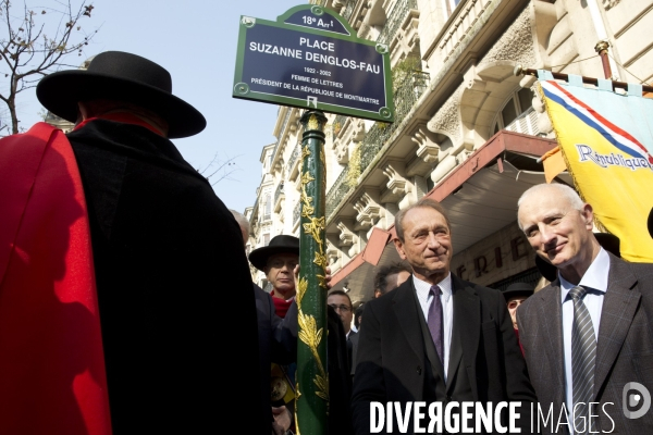 Bertrand DELANOE inaugure la place Suzanne DENGLOS-FAU ex présidente de la république de Montmartre en présence des représentants de la République de Montmartre, une association caritative et culturelle.