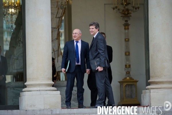 Premier conseil des ministres du gouvernement de Manuel Valls
