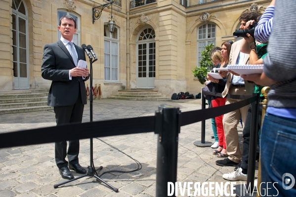 Manuel Valls reçoit Les organisations syndicales et patronales