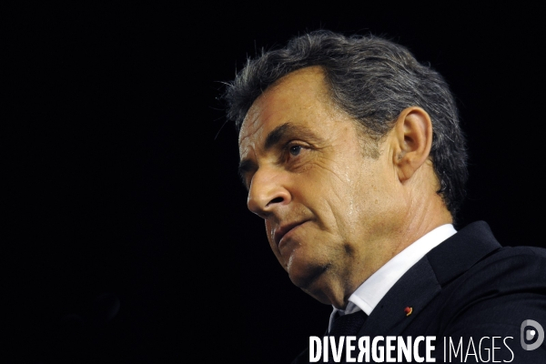 Nicolas Sarkozy en meeting à Saint-Cyr-sur-Loire  près de Tours