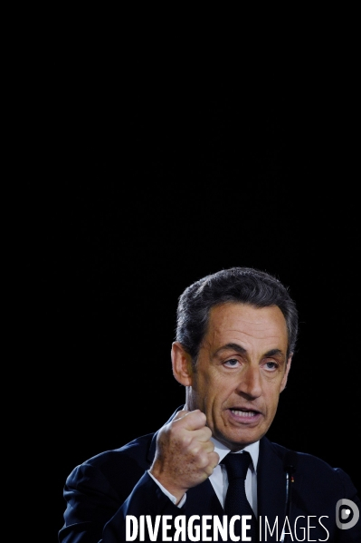 Réunion publique de Nicolas Sarkozy à Paris