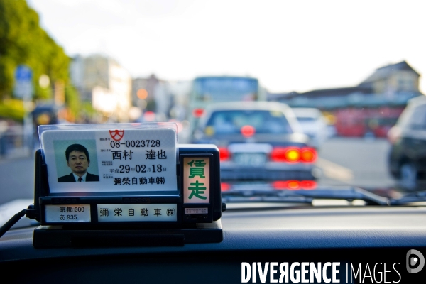 Kyoto.Le matricule et la photo d identite  d un chauffeur de taxi