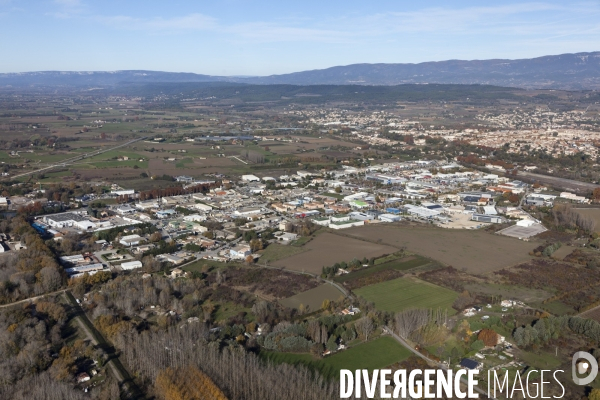 Vue aérienne de la vallée de la Durance