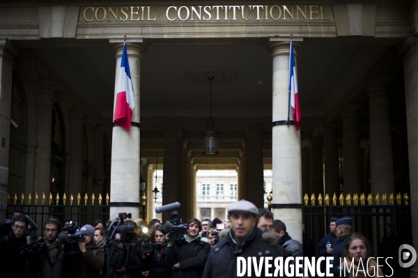 Paris : Conseil constitutionnel, audience sur l anonymat des signatures des maires.