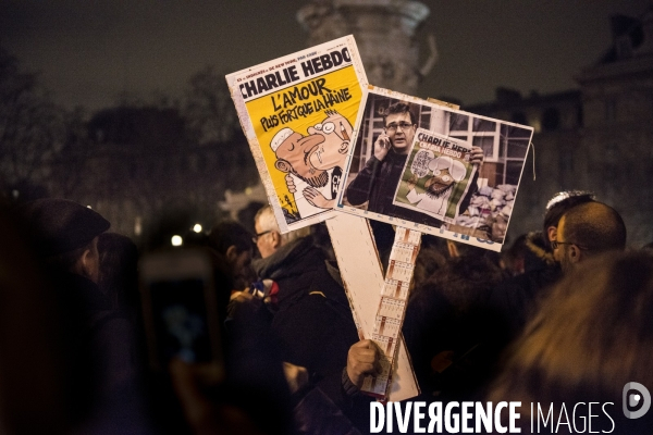 Je suis Charlie. Rassemblement place de la République le soir de l attentat contre Charlie Hebdo