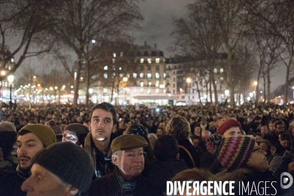 Manifestation en soutien au journal Charlie Hebdo - Je suis Charlie - Place de la République
