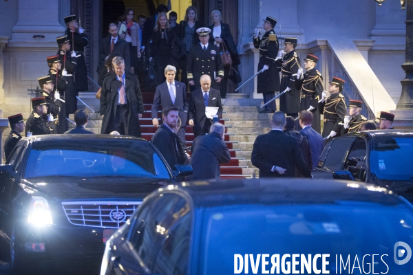 Laurent Fabius  reçoit John Kerry au Quai d Orsay