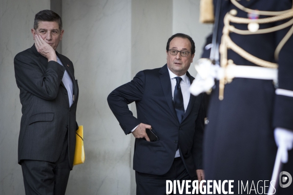 Le président du conseil italien Matteo Renzi et le Président François HOLLANDE  à l Elysée pour un sommet franco-italien.