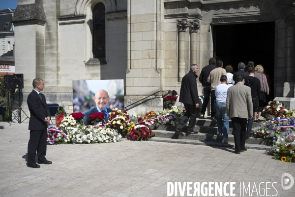 Obsèques de Jean Germain le 13/04/15 à l église St Etienne de Tours.