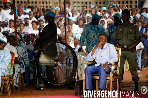 Made in TOGO : Campagne électorale 2015 du président Faure GNASSINGBE