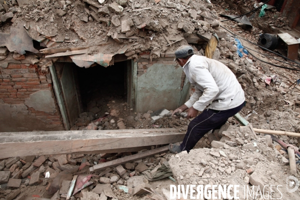 Nepal, 2 semaines apres le seisme. Bhaktapur