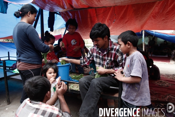 Nepal, 2 semaines apres le seisme. Association Pomme Cannelle pour les enfants des rues