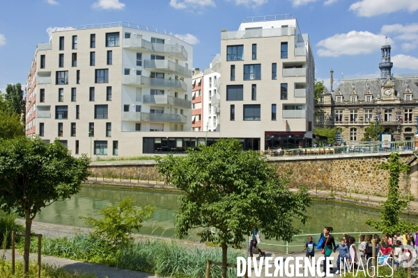 Illustration Mai 2015.Deux immeubles de logement neuf le long du canal de l Ourcq a Pantin