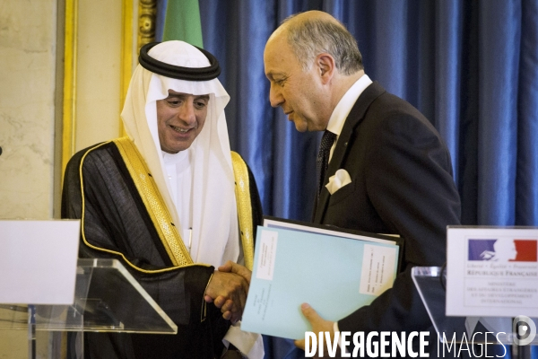 Conférence de presse conjointe de Laurent FABIUS et  Adel bin Ahmed Al-Jubeir, Ministre des affaires étrangères d Arabie Saoudite.