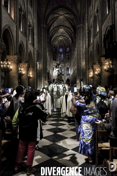 Fêtes de l  Assomption de la Vierge Marie - Archidiocèse de-Paris - Cathédrale Notre-Dame de Paris - Vendredi 14 et samedi 15 Août 2015