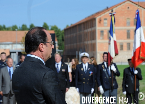 Francois Hollande au Camps des Millles