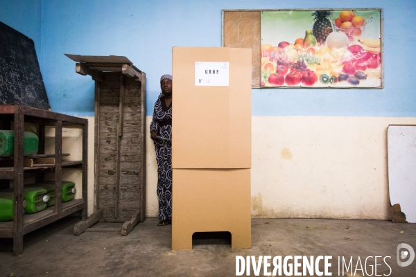 Jour de vote à Abidjan / Elections ivoiriennes 2015