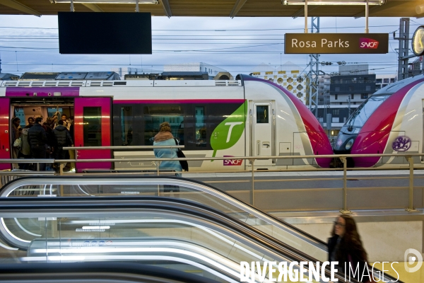La nouvelle gare Rosa Parks.Nouvel arret du RER E dans le quartier de la porte d  Aubervilliers