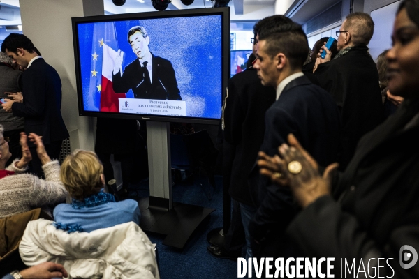 Nicolas Sarkozy rencontre les nouveaux adherents.