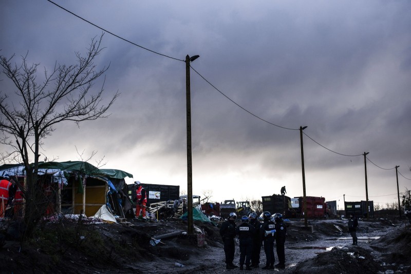 Calais, mars 2016 pour Libération Calais, le 3 Mars 2016. Démantèlement du quartier iranien dans le sud de la jungle de Calais. 