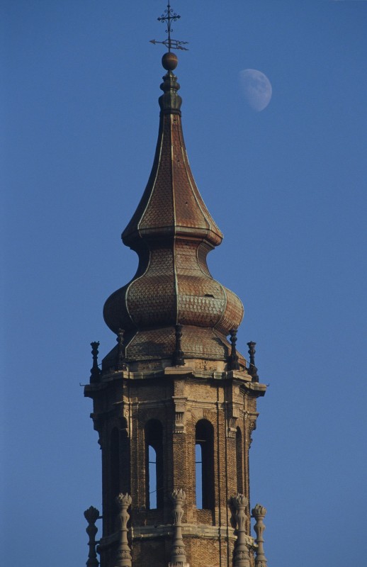 Gothiques ou romanes Espagne - Aragon : Saragosse (Zaragoza). La cathédrale du San Salvador de Saragosse (connue comme 