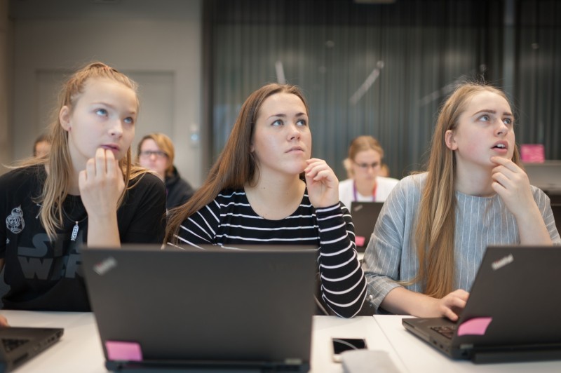 Estonie, un Etat digital Tallinn, Estonie le 25/11/2017. Telia organise dans ses locaux une 