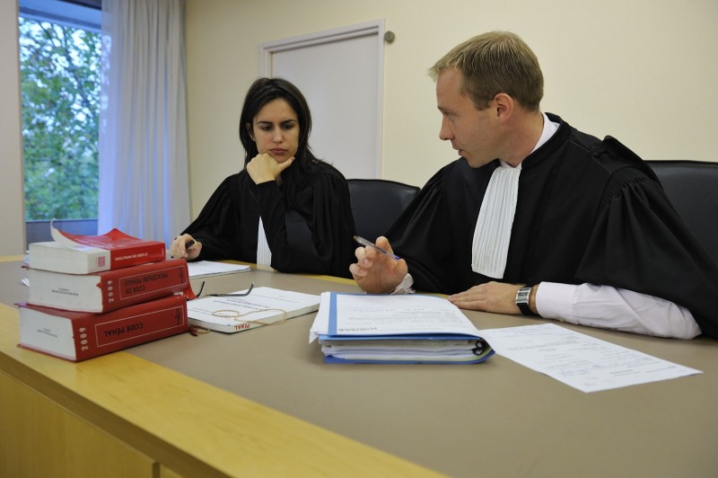Photographies sur le thème Tribunal pour enfants - Divergence images