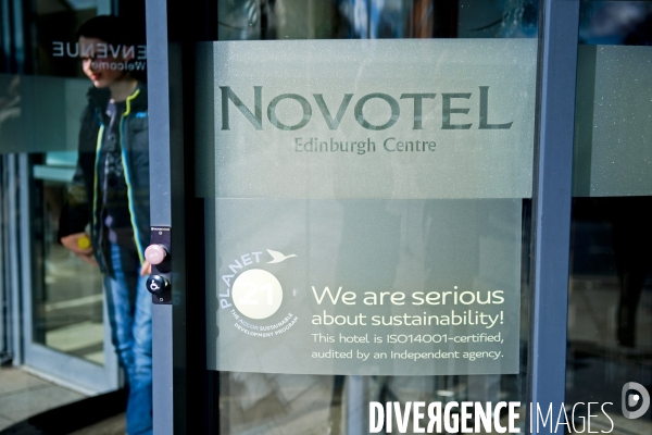 Edimbourg.Un hotel Novotel affiche son engagement pour le developpement durable avec une certification ISO 14001.
